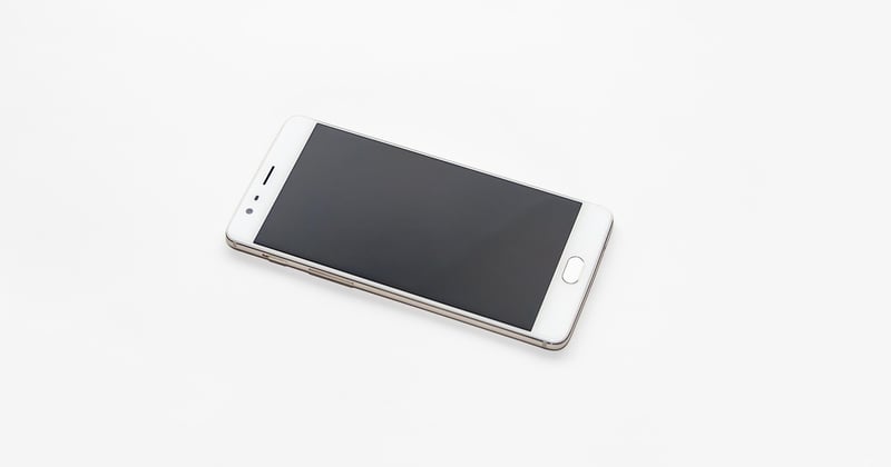 Dalle amoled : pourquoi elle transforme votre expérience visuelle