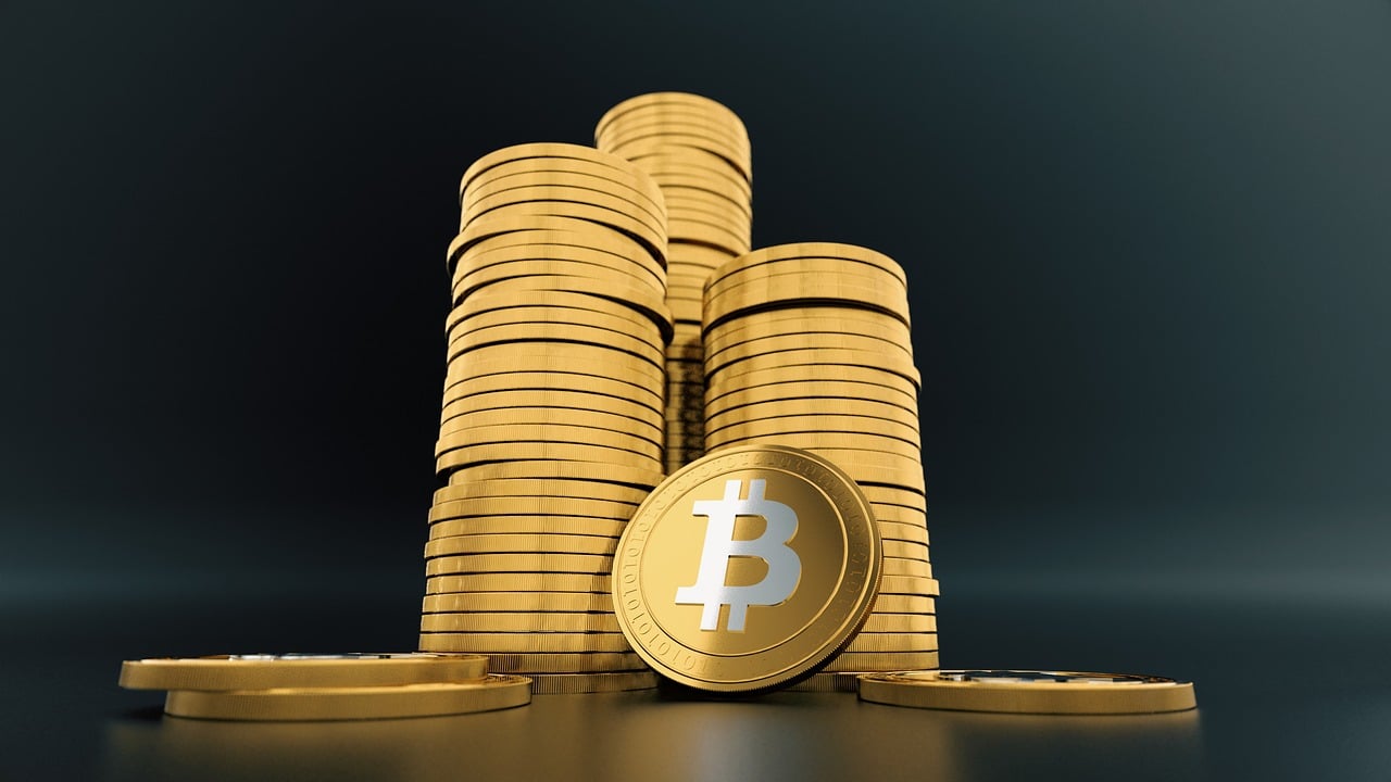 découvrez ce qu'est la blockchain, sa technologie révolutionnaire qui transforme le monde des transactions numériques, garantit la sécurité des données et favorise la transparence. apprenez comment elle s'applique à divers secteurs et quelles sont ses implications pour l'avenir.